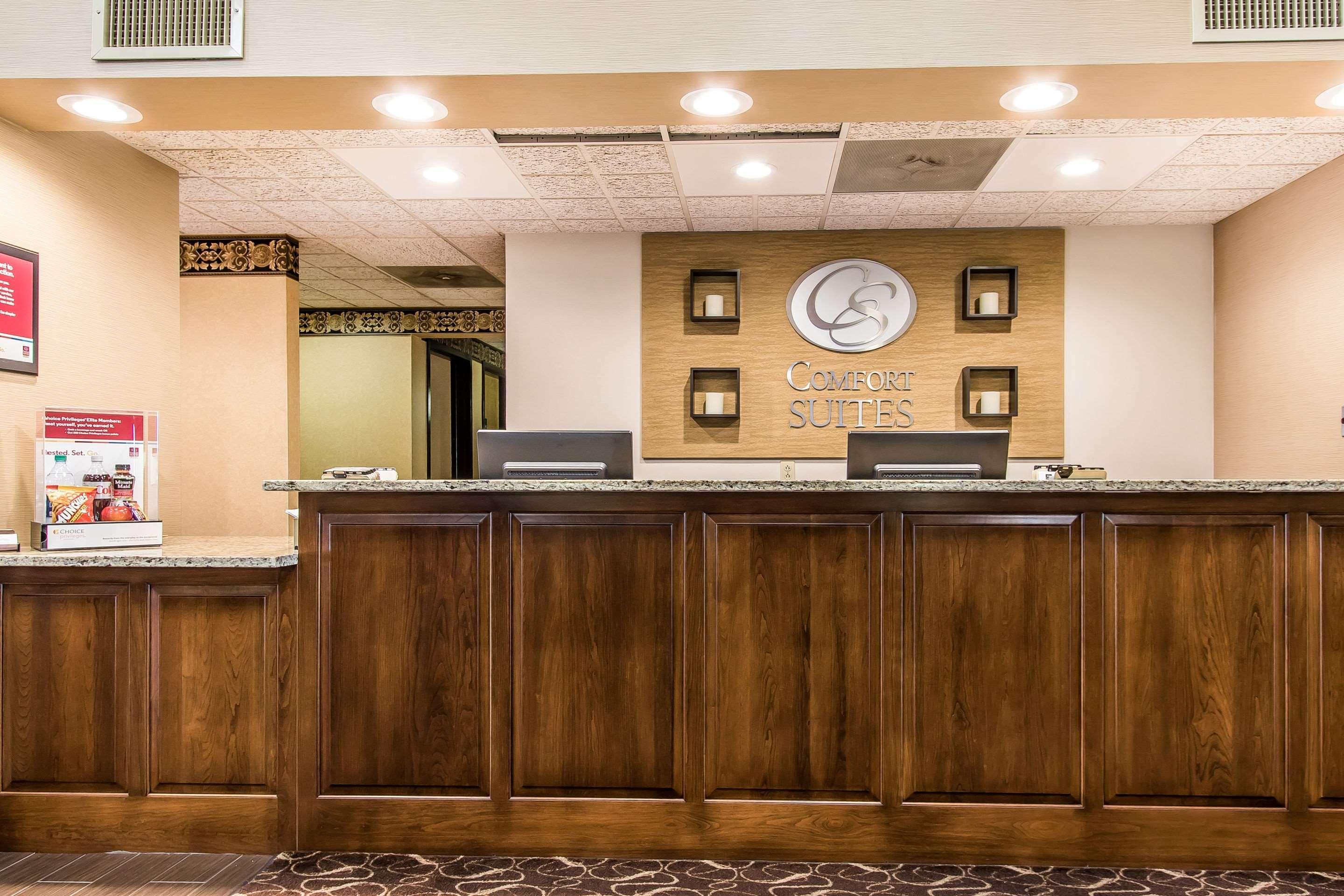 Comfort Suites Effingham Exterior photo